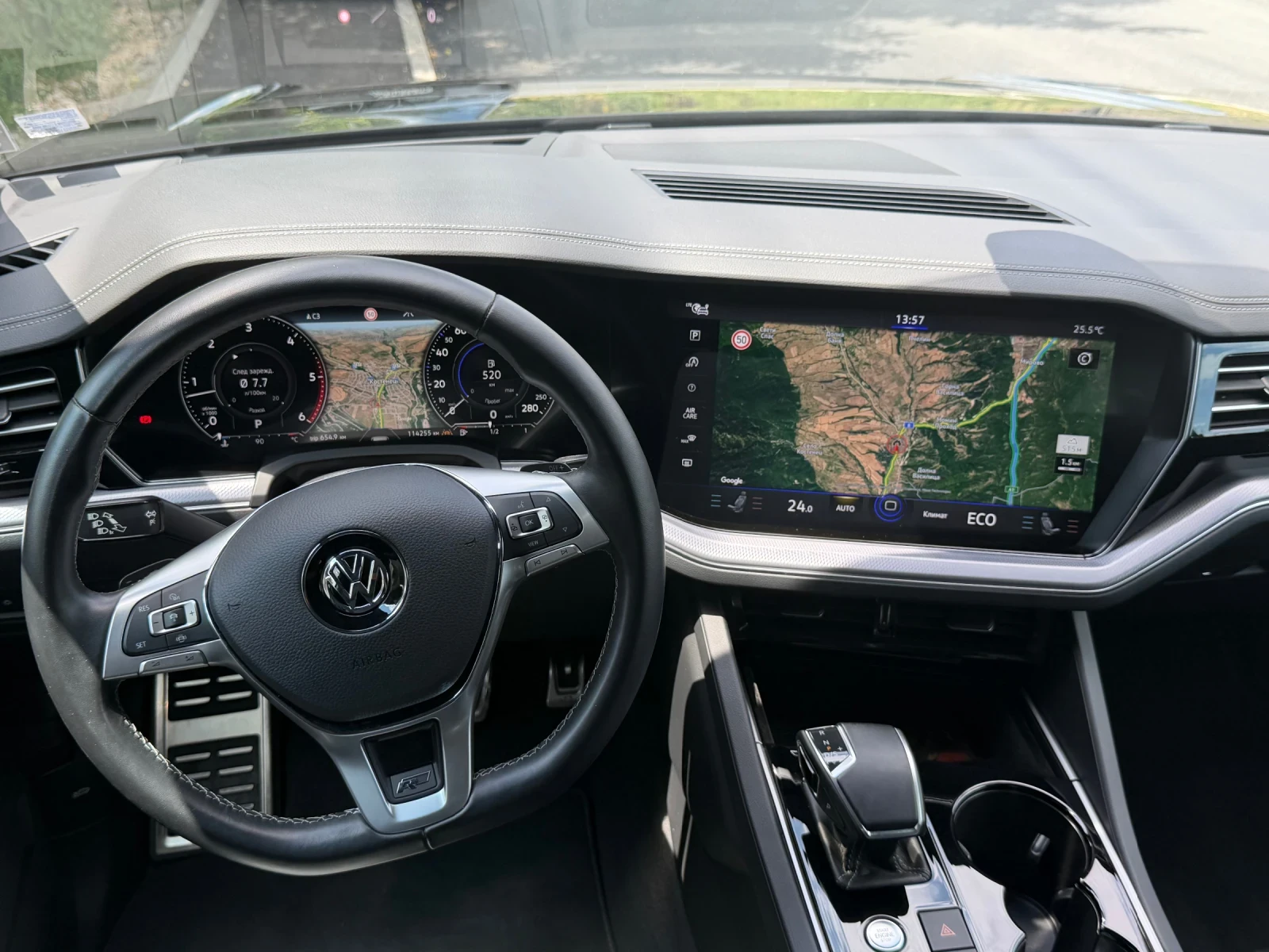 VW Touareg R - Line , снимка 14 - Автомобили и джипове - 55174877