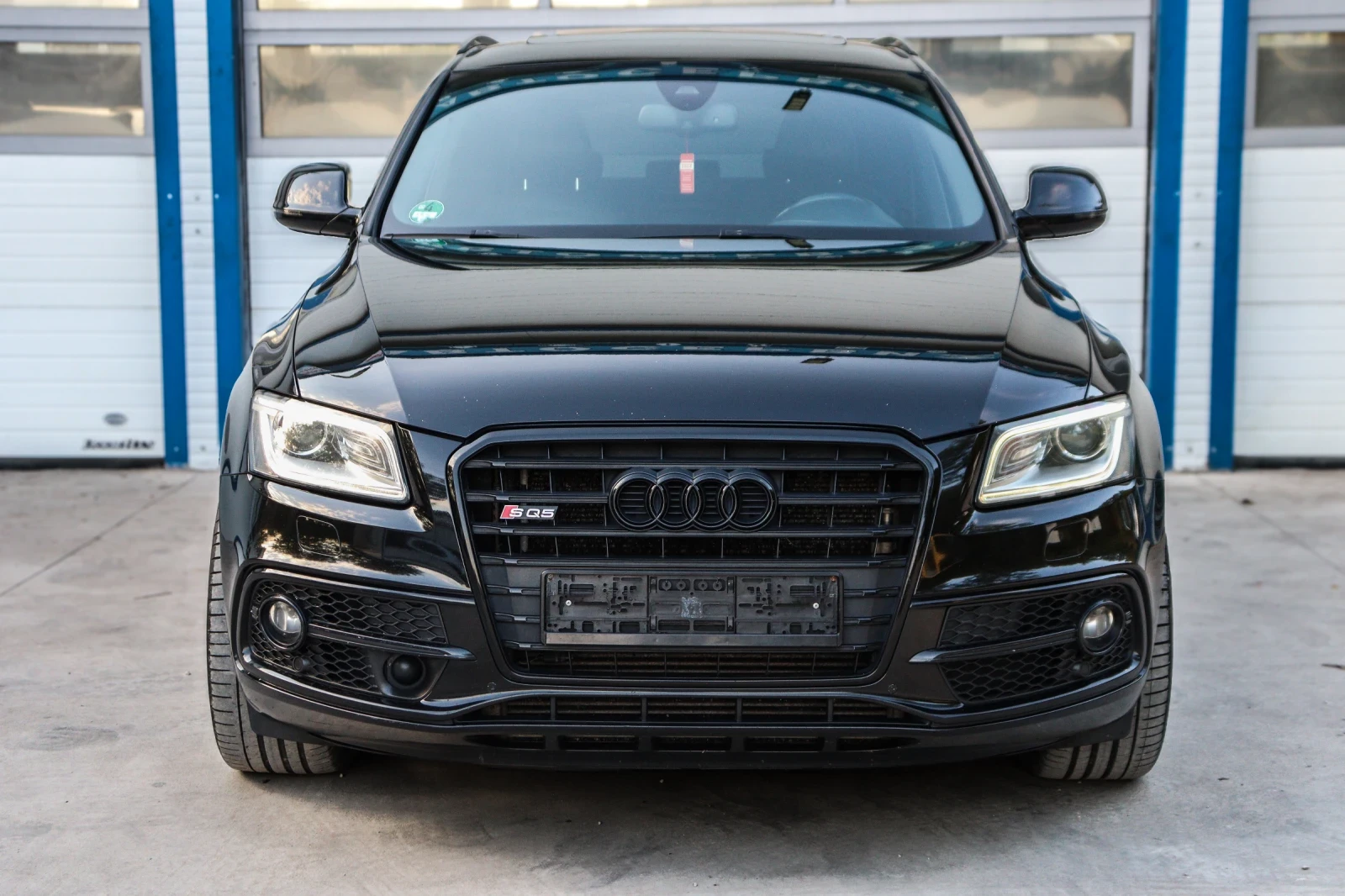 Audi SQ5 PanoB&oKeylesActiveSoundDist21 , снимка 3 - Автомобили и джипове - 55827598