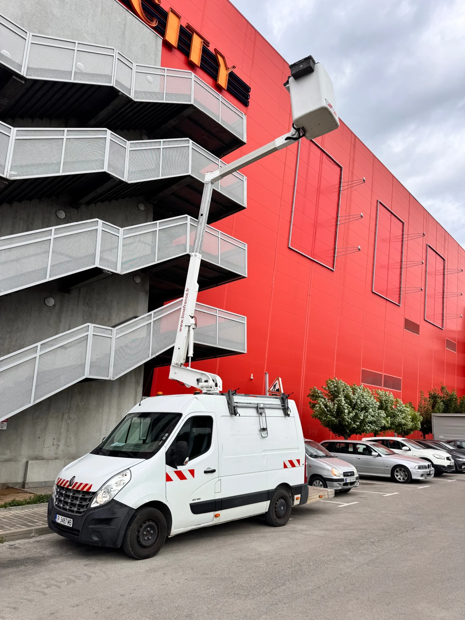 Renault Master Versalift, снимка 5 - Бусове и автобуси - 55588835