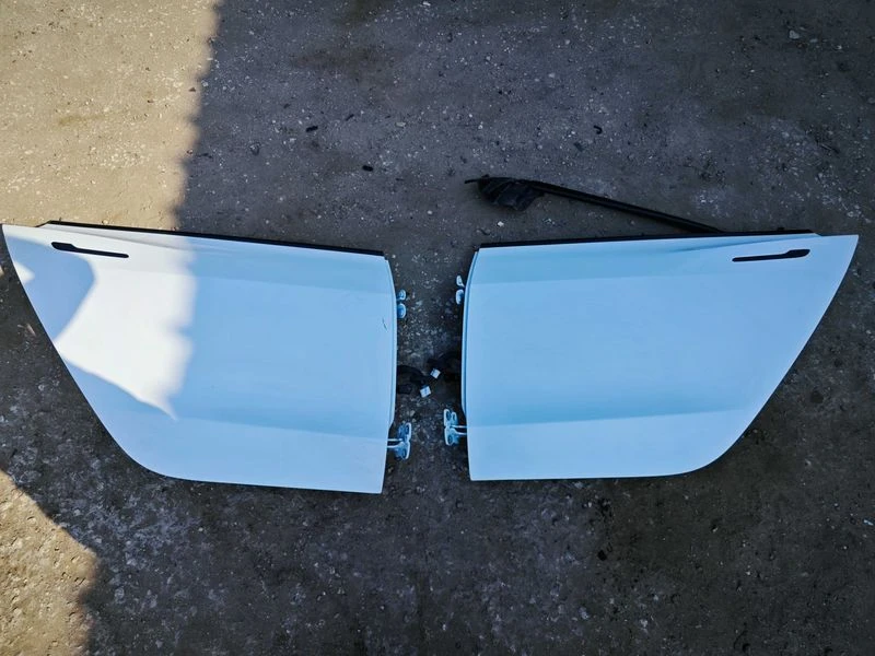 Врати лява дясна Tesla Model 3 врата Тесла модел 3 здрава бяла