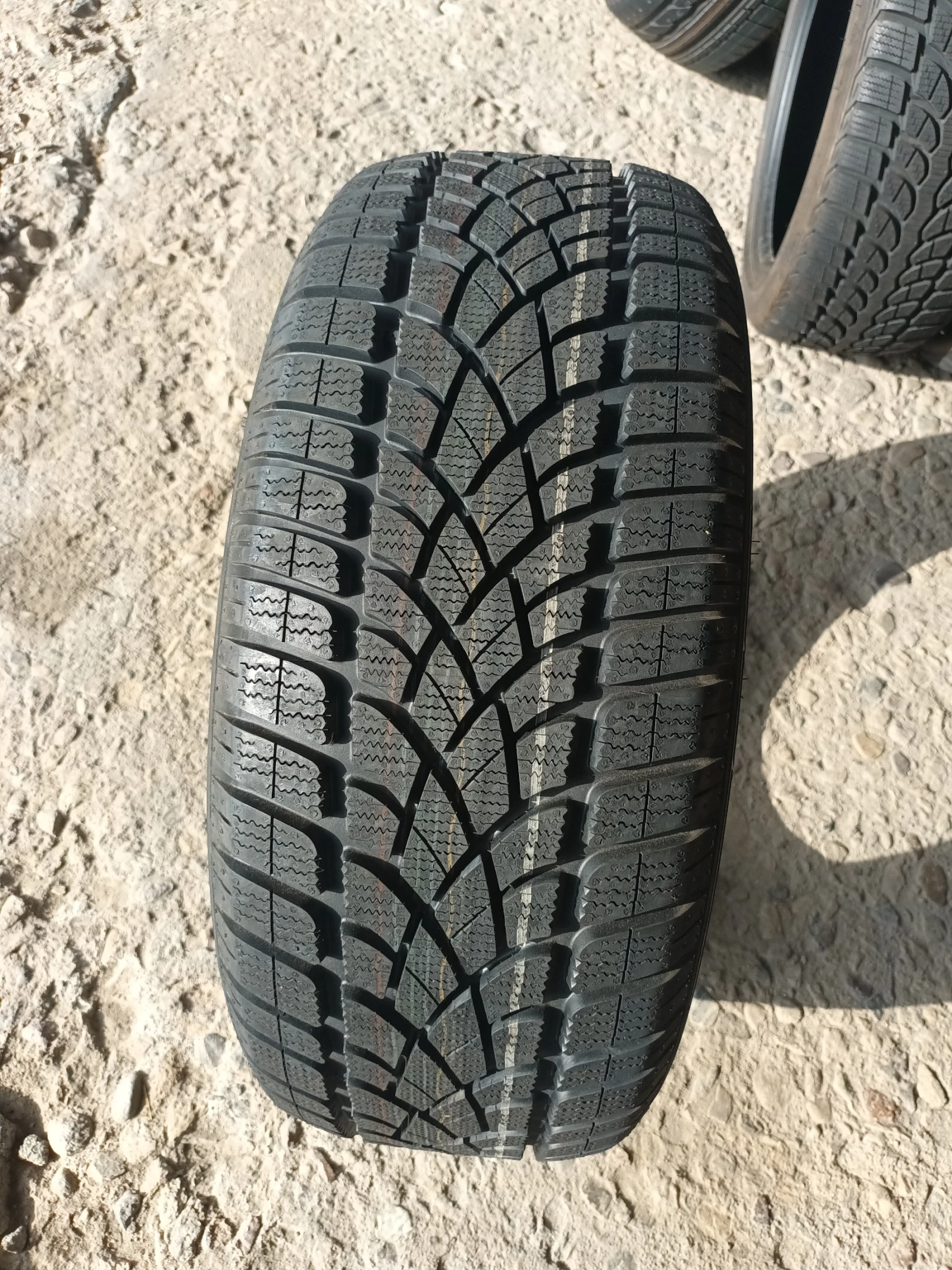 ���� 225/50R18 | Mobile.bg � ����������� 1