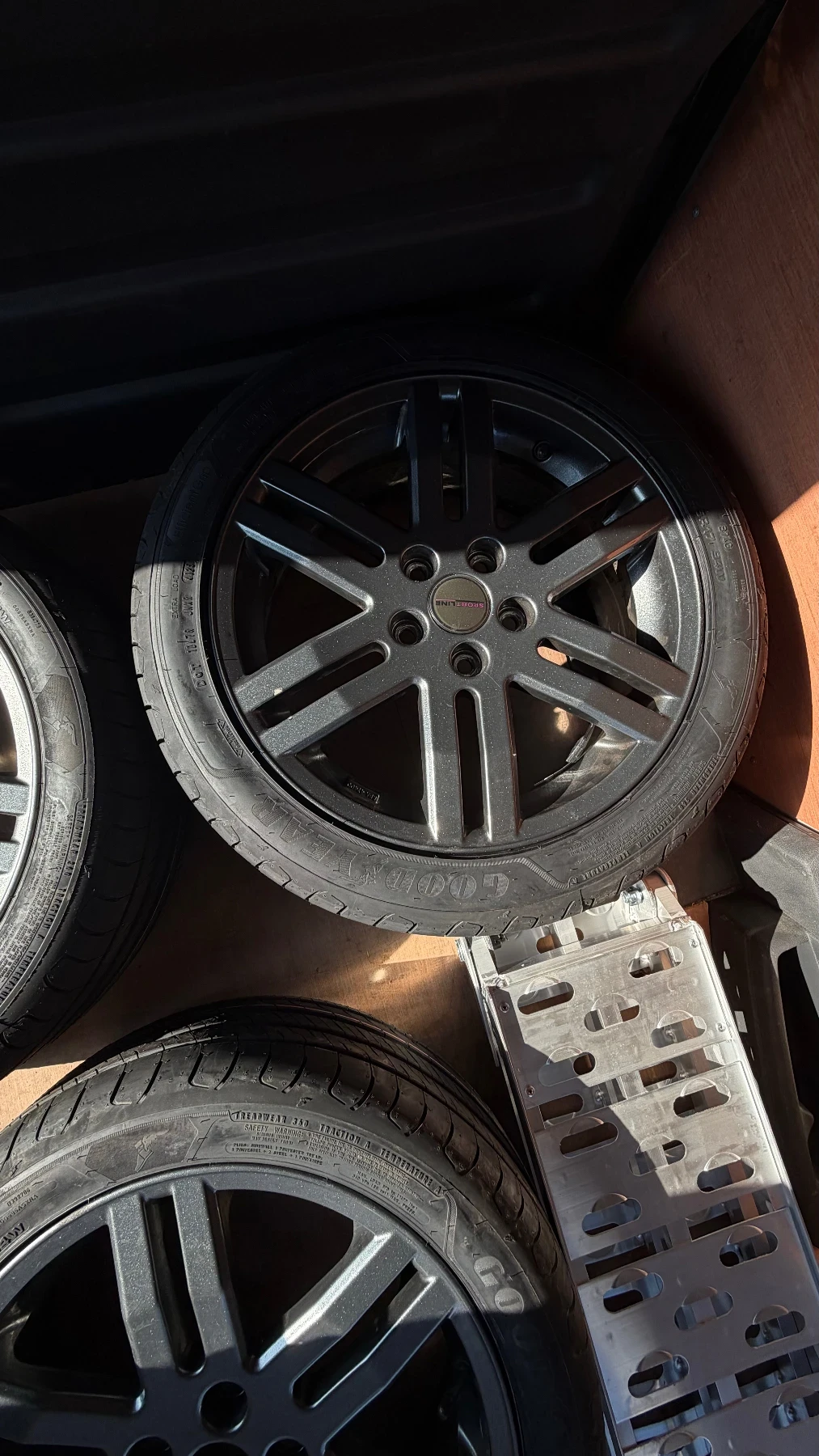 ���� � ������ 225/45R17 �� VW | Mobile.bg � ����������� 4