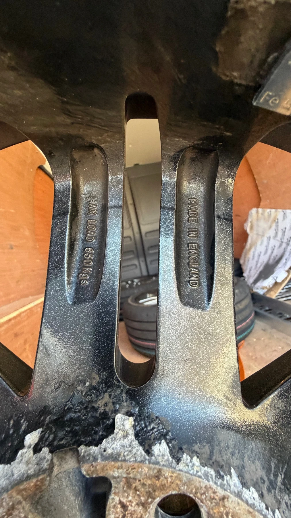 ���� � ������ 225/45R17 �� VW | Mobile.bg � ����������� 12