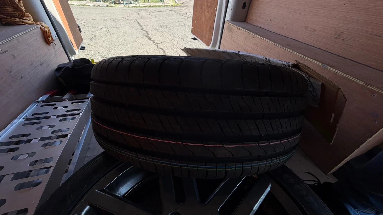 ���� � ������ 225/45R17 �� VW | Mobile.bg � ����������� 6