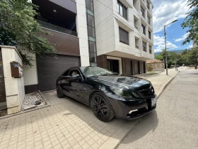 Mercedes-Benz E 220 Лизинг Първоначална/Amg/BlackEdition/Full/Купе, снимка 3
