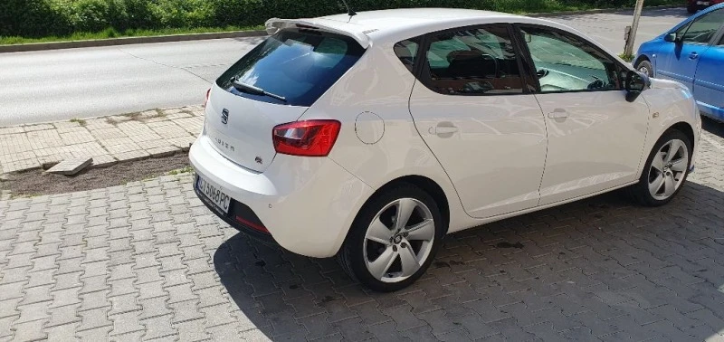 Seat Ibiza 6j, снимка 3 - Автомобили и джипове - 47240404