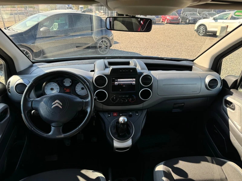 Citroen Berlingo 1.6HDI EURO 6, снимка 13 - Автомобили и джипове - 47737924