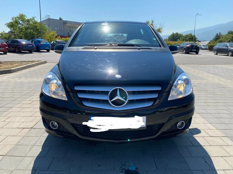 Mercedes-Benz B 180, снимка 1 - Автомобили и джипове - 47870036