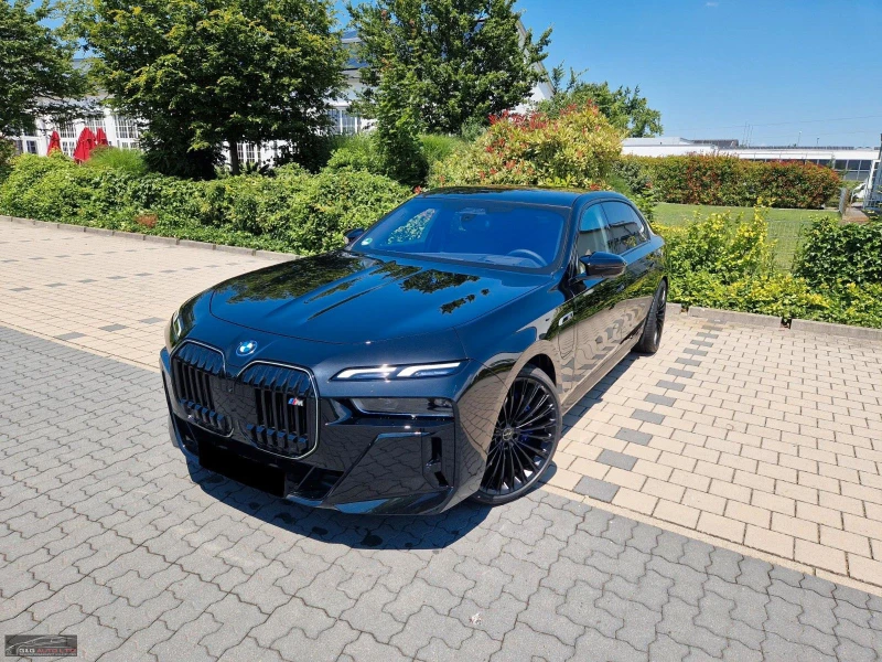 BMW 760 xDRIVE/571HP/LIMOUSINE/ACC/WIFI/TSR/721b, снимка 1 - Автомобили и джипове - 48680886