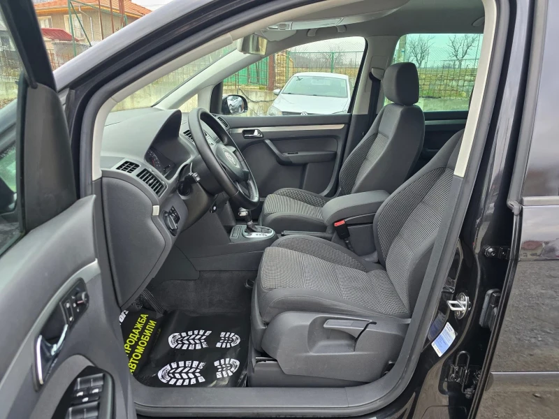 VW Touran 1.9TDI 105K.C. / АВТОМАТ / НАВИ / ПОДГРЕВ , снимка 9 - Автомобили и джипове - 48792423