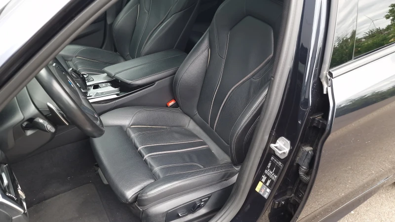 BMW 530E  M pack, снимка 9 - Автомобили и джипове - 50533108