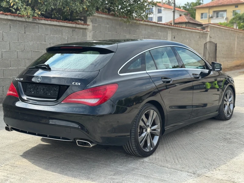 Mercedes-Benz CLA 220 AMG LINE, снимка 4 - Автомобили и джипове - 51760115