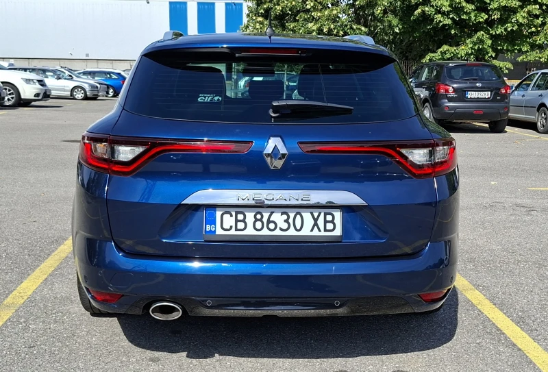 Renault Megane IV Grandtour 1.5 dCi 110 Energy Bose, снимка 6 - Автомобили и джипове - 51795492