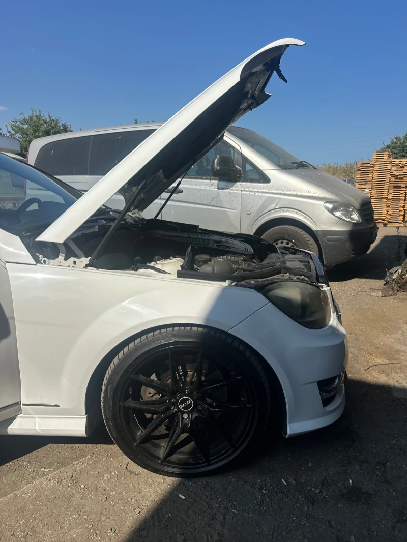 Mercedes-Benz C 350, снимка 9 - Автомобили и джипове - 52003859