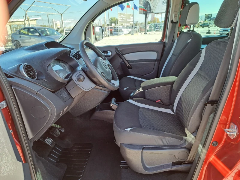 Renault Kangoo 1.5dci/НАВИ/CRUIZE/РЕЙЛИНГ-БАГАЖНИК, снимка 9 - Автомобили и джипове - 52113040