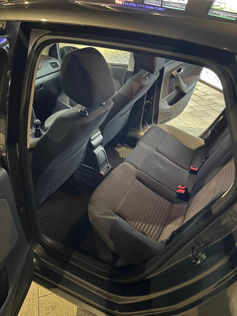 VW Polo, снимка 8 - Автомобили и джипове - 52407156