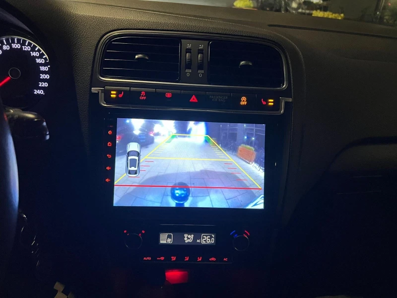 VW Polo, снимка 6 - Автомобили и джипове - 52407156