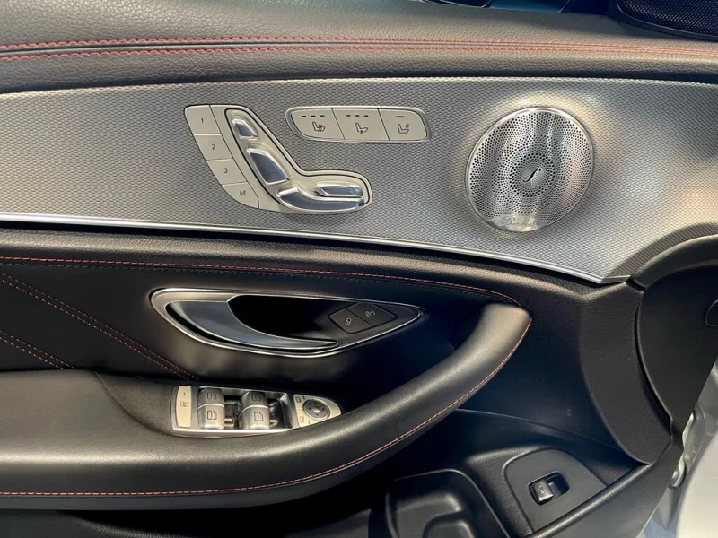 Mercedes-Benz E 43 AMG 4MATIC * АвтоКредит (ЦЕНА ДО БГ), снимка 16 - Автомобили и джипове - 52555080