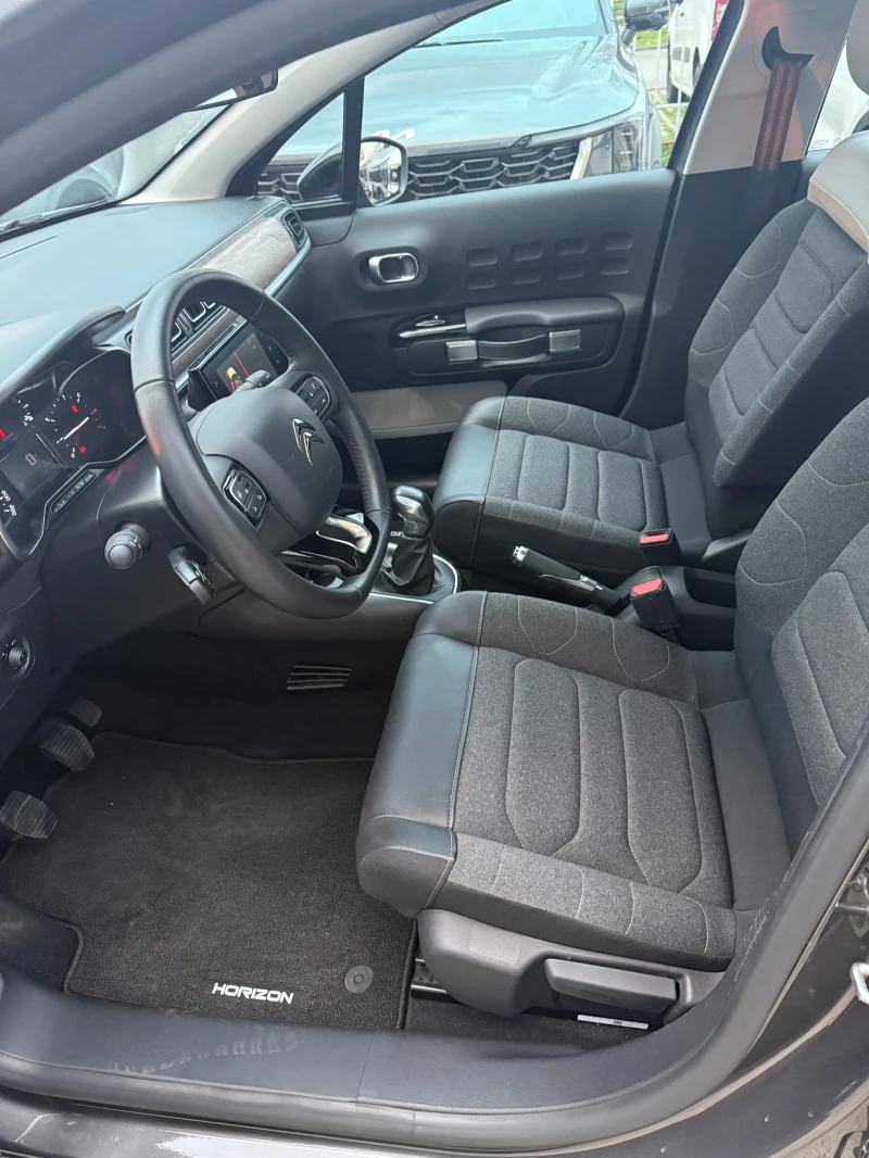 Citroen C3 1, 2 Puretech, снимка 9 - Автомобили и джипове - 52821657