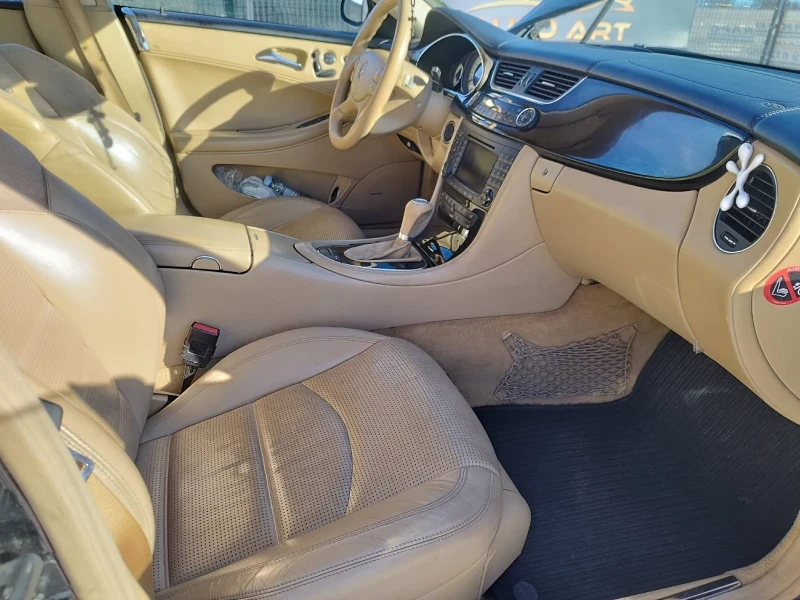 Mercedes-Benz CLS 55 AMG, снимка 10 - Автомобили и джипове - 53111157