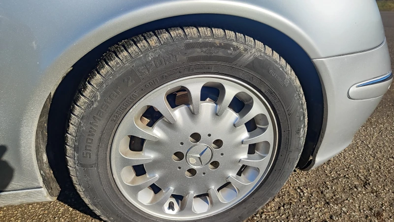 Mercedes-Benz E 270 W211, снимка 15 - Автомобили и джипове - 53257671