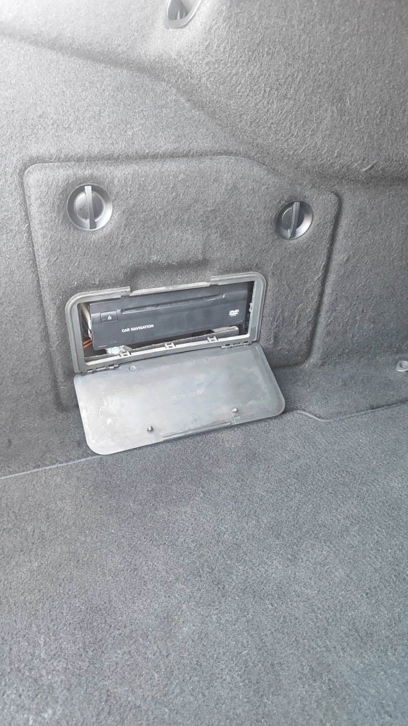 Mercedes-Benz E 270 W211, снимка 14 - Автомобили и джипове - 53257671