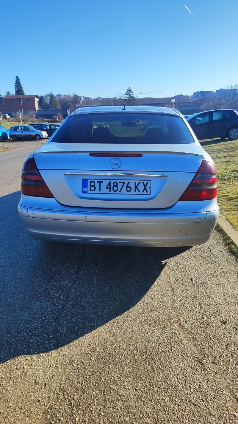 Mercedes-Benz E 270 W211, снимка 3 - Автомобили и джипове - 53257671