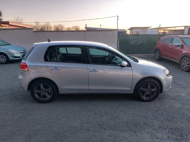 VW Golf 1.6i стария мотор, снимка 6 - Автомобили и джипове - 53530967