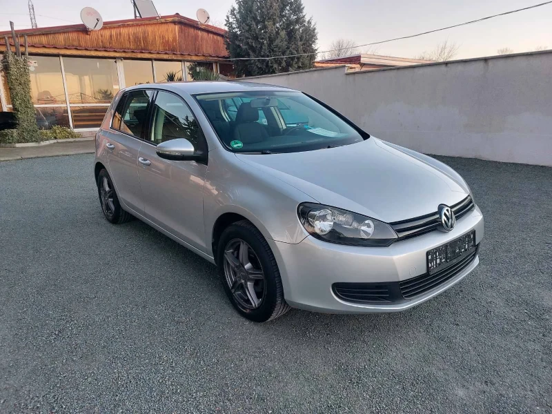 VW Golf 1.6i стария мотор, снимка 3 - Автомобили и джипове - 53530967