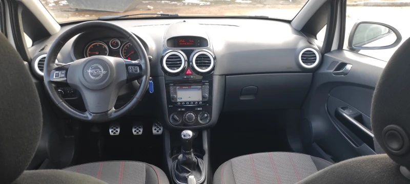 Opel Corsa COSMO 1.7CDTI-131к.с. ЕВРО5 FULL, снимка 14 - Автомобили и джипове - 53585751