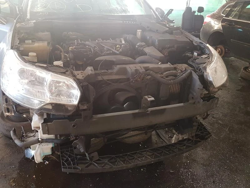 Citroen C5 2.0/2.7 AUTO HDI, снимка 7 - Автомобили и джипове - 20275259