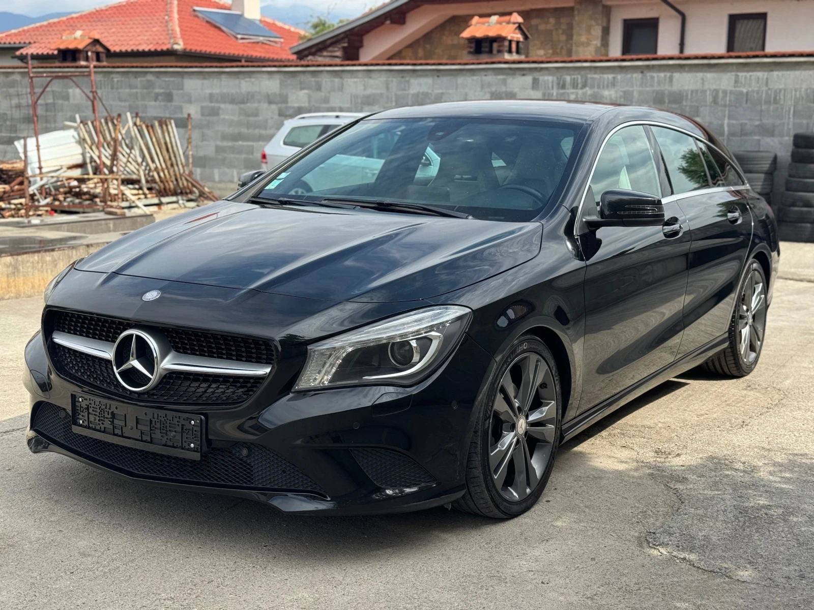 Mercedes-Benz CLA 220 AMG LINE, снимка 1