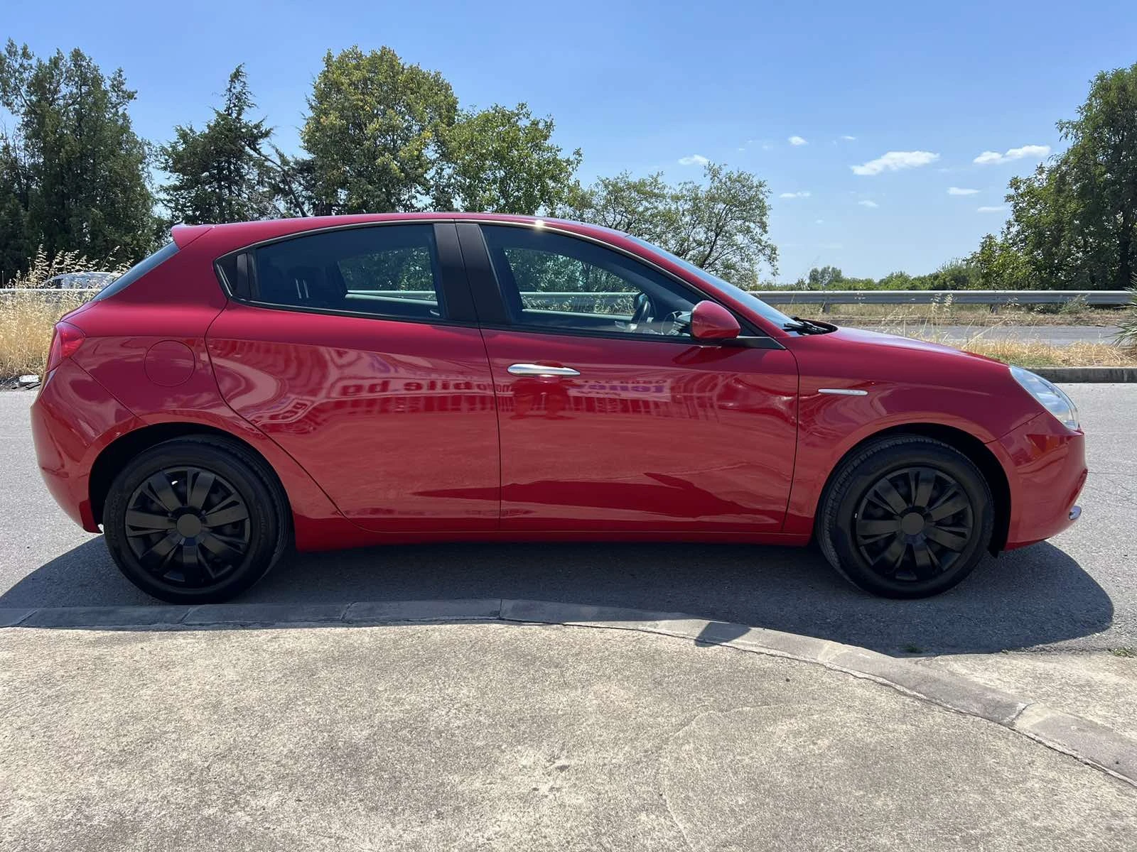 Alfa Romeo Giulietta 1.4 - изображение 5