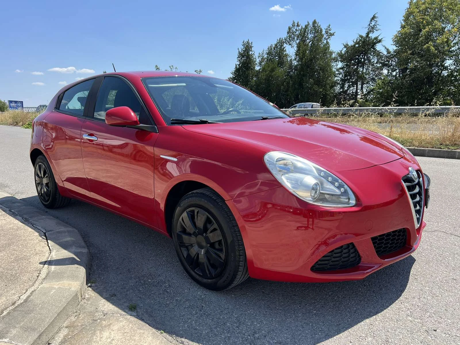 Alfa Romeo Giulietta 1.4 - изображение 2