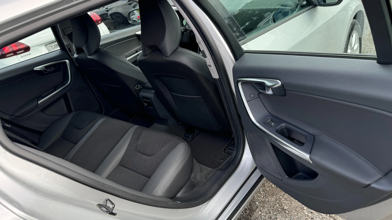 Volvo V60  ! PDC, NAVI, , LED, Tel.,  | Mobile.bg   14