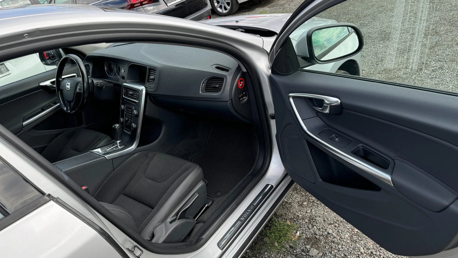 Volvo V60  ! PDC, NAVI, , LED, Tel.,  | Mobile.bg   15