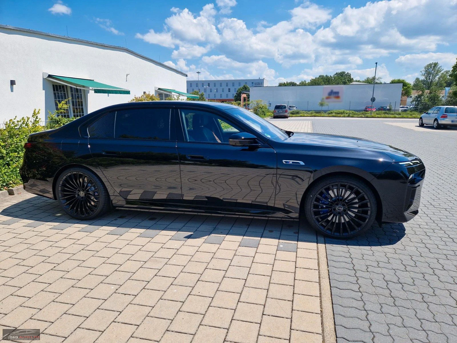 BMW 760 xDRIVE/571HP/LIMOUSINE/ACC/WIFI/TSR/721b - изображение 5