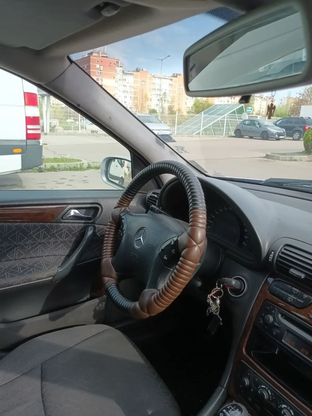 Mercedes-Benz C 220  - изображение 6