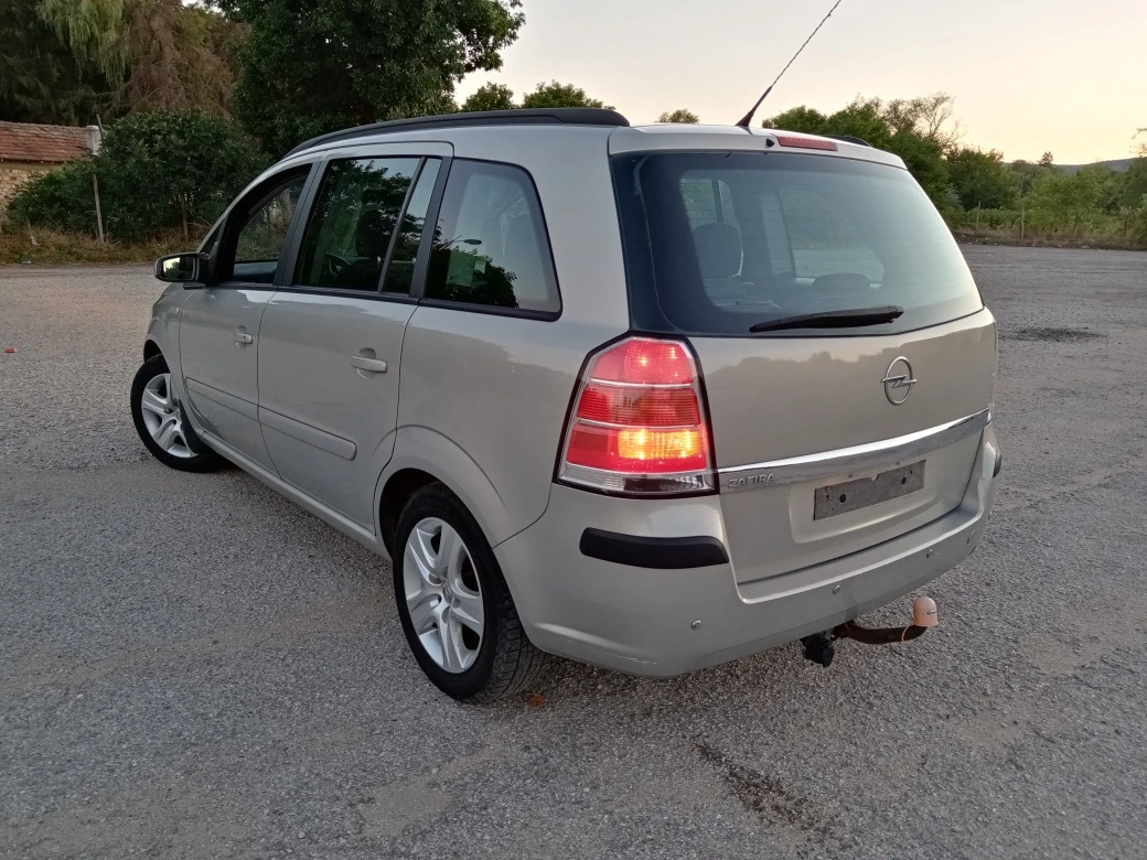 Opel Zafira 1.6i 7 МЕСТА - изображение 4