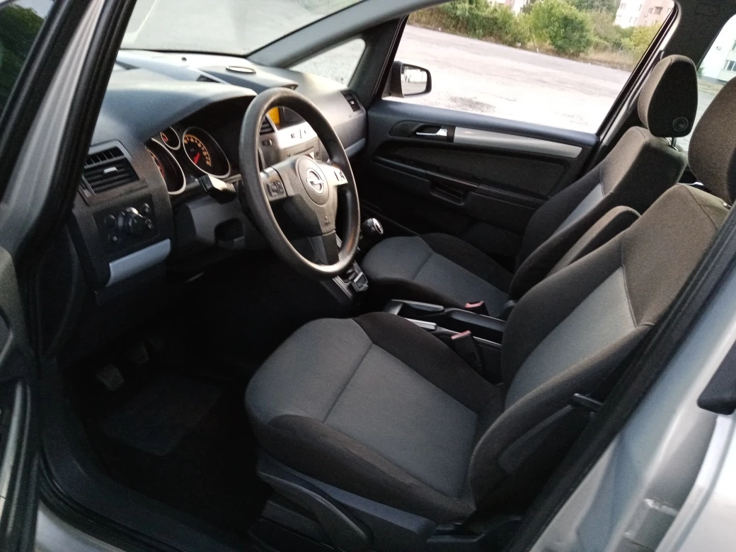 Opel Zafira 1.6i 7 МЕСТА - изображение 9