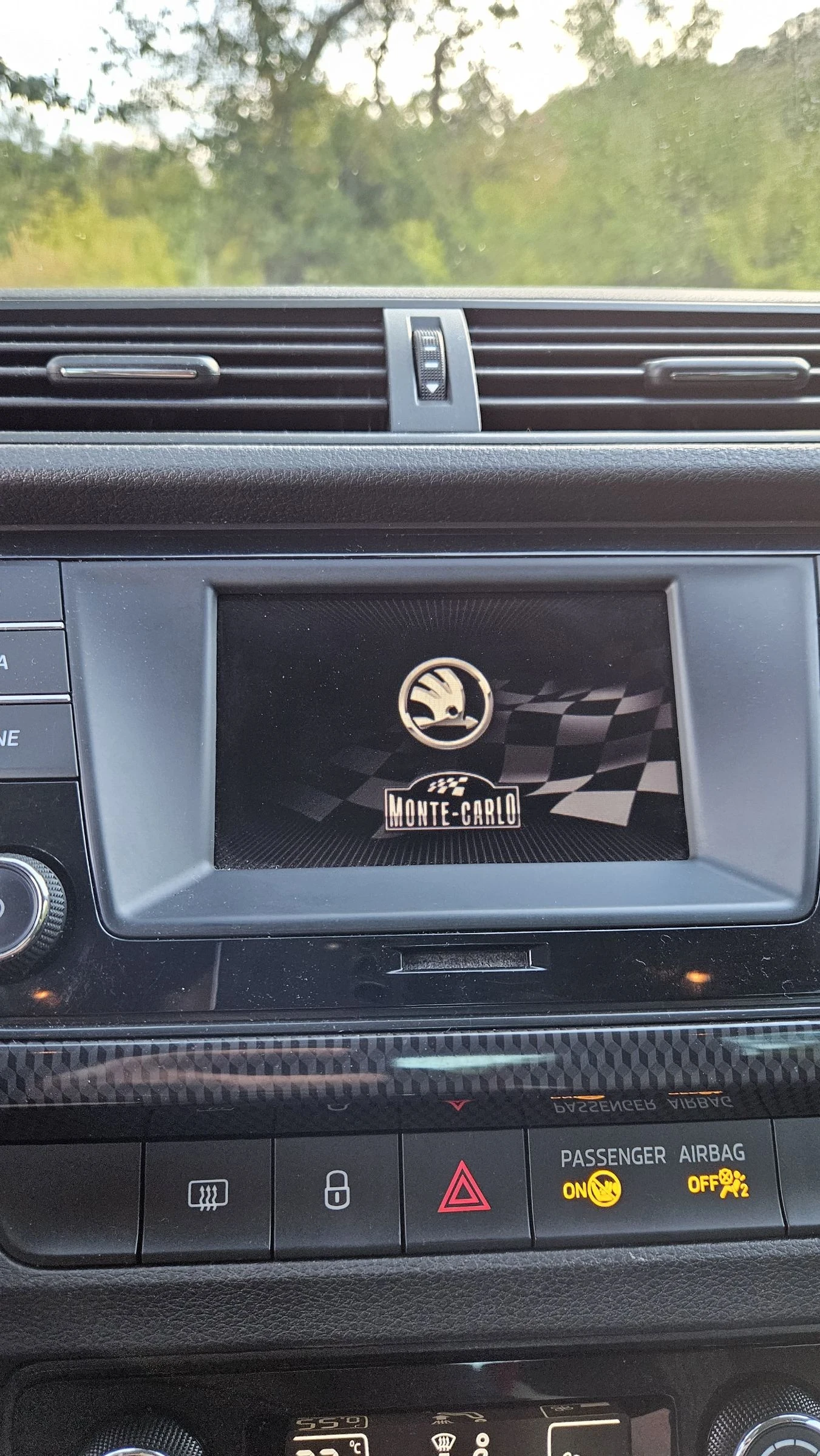 Skoda Fabia MONTE-CARLO | Mobile.bg � ����������� 12