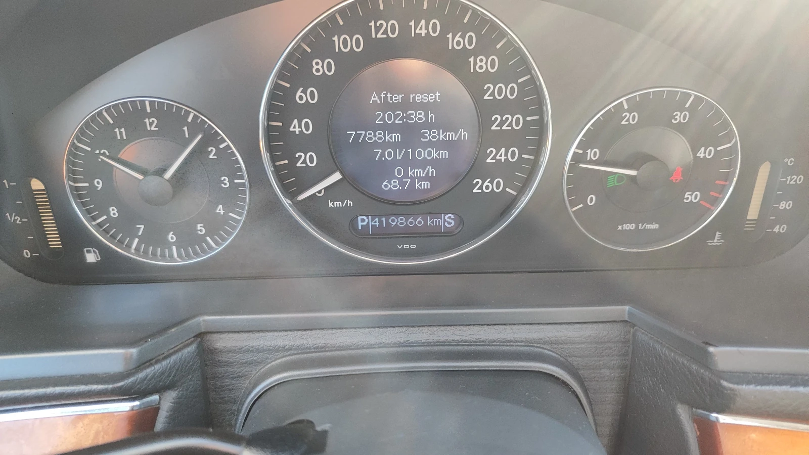 Mercedes-Benz E 270 W211 - изображение 8