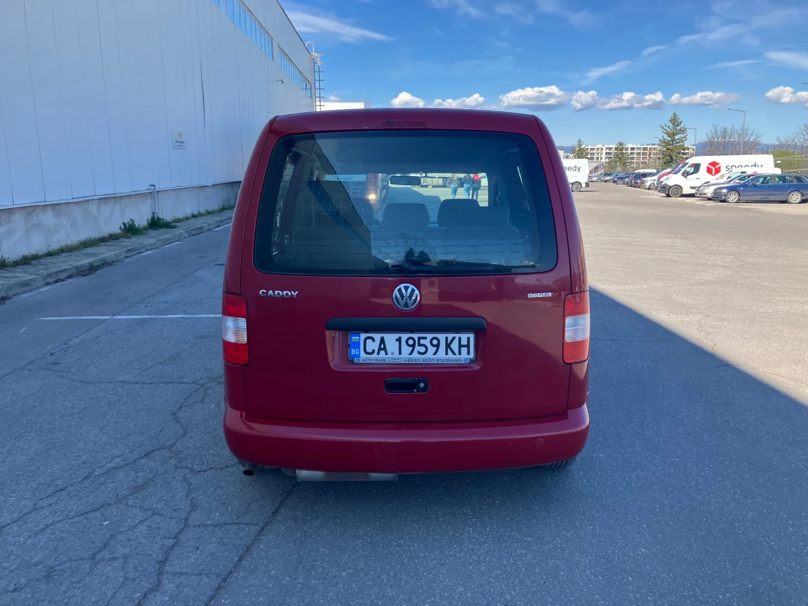 VW Caddy ФАБРИЧЕН МЕТАН, 142000 РЕАЛНИ КМ, снимка 5 - Автомобили и джипове - 54118519