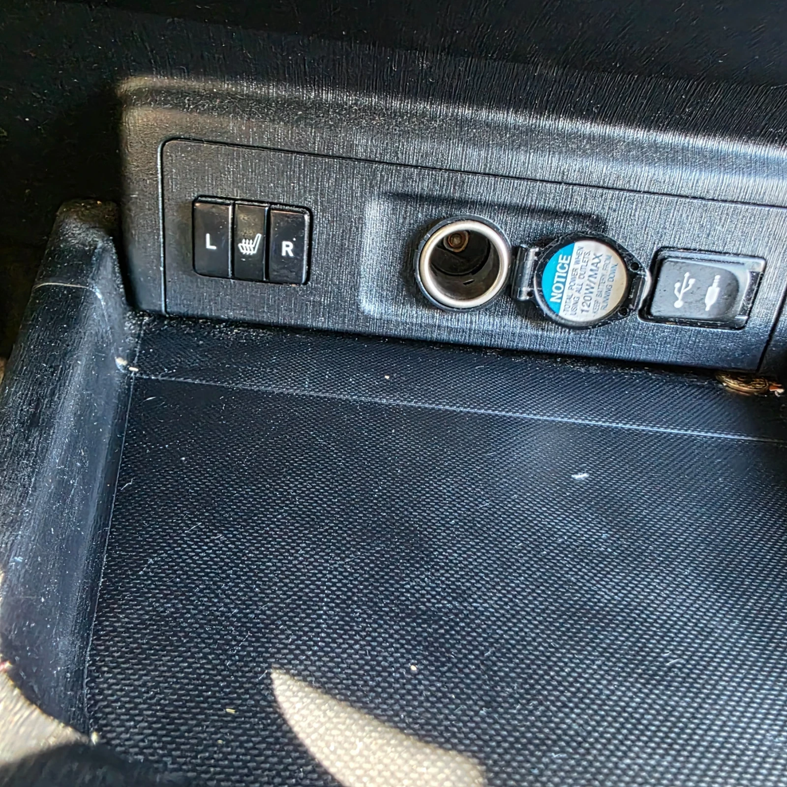 Toyota Prius Prius Plus 1.8 hybrid  | Mobile.bg � ����������� 9