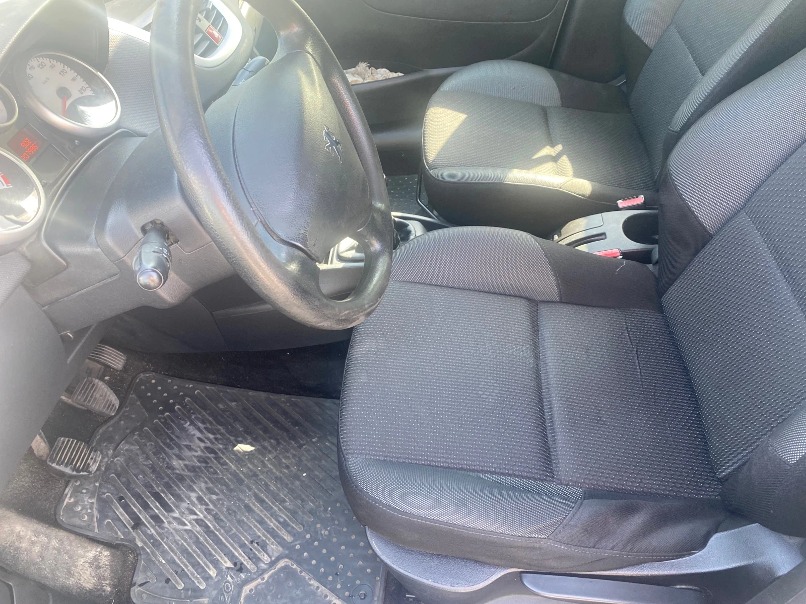 Peugeot 207 Газ- Клима, снимка 9 - Автомобили и джипове - 54703145