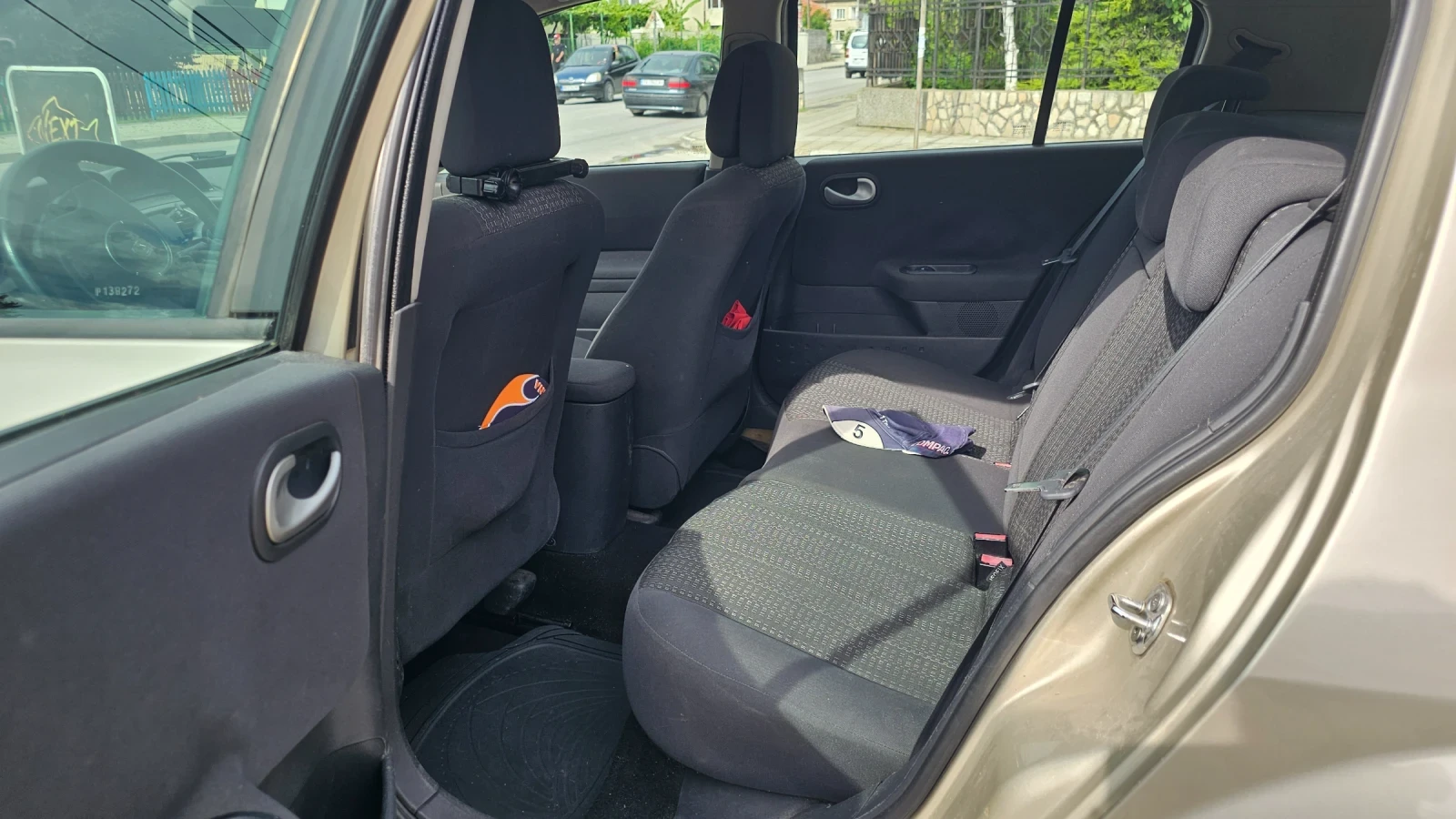 Renault Megane, снимка 3 - Автомобили и джипове - 54780881