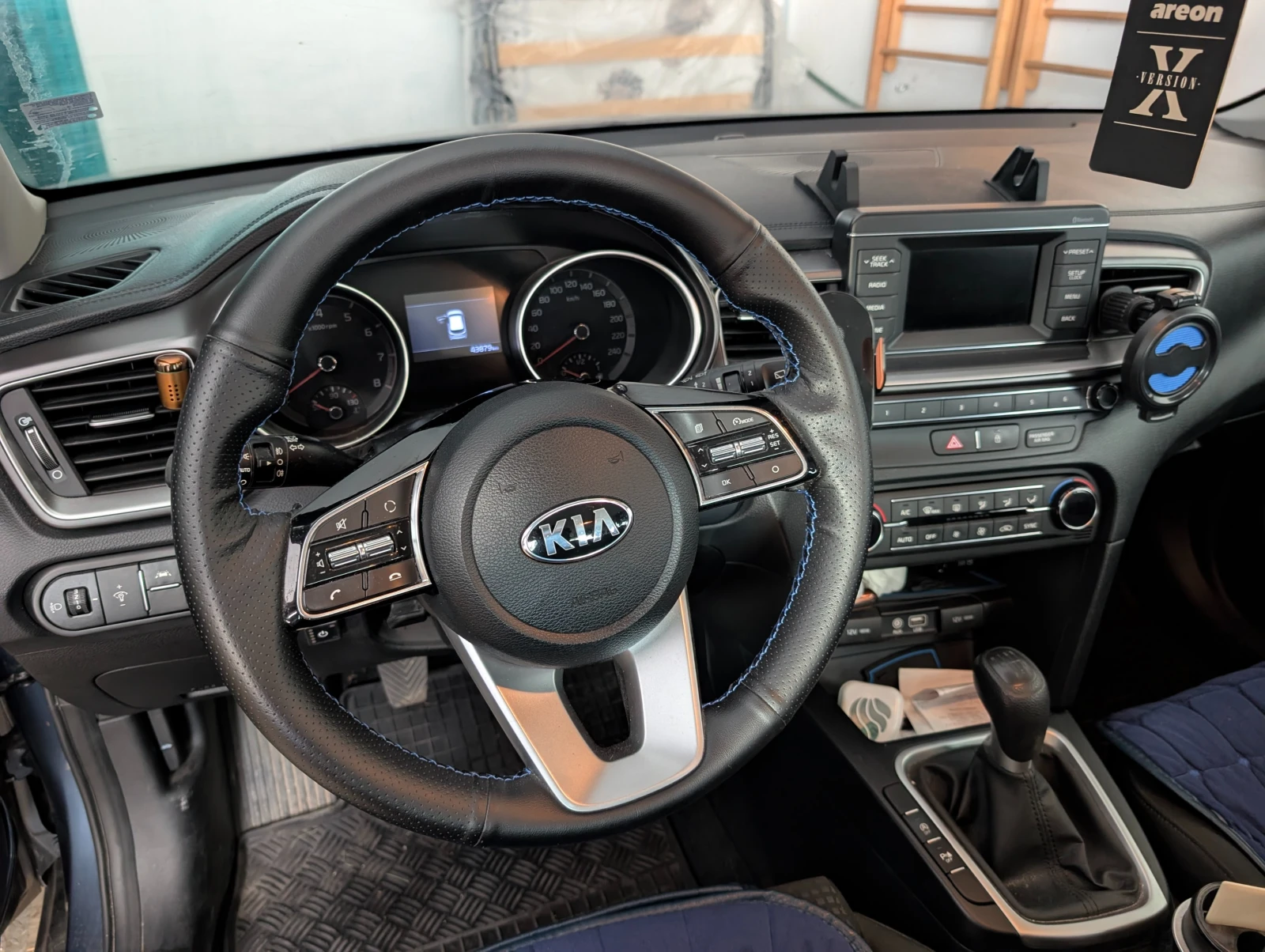 Kia Ceed 1, 4i LX Business , газов инжекцион, снимка 4 - Автомобили и джипове - 54802936