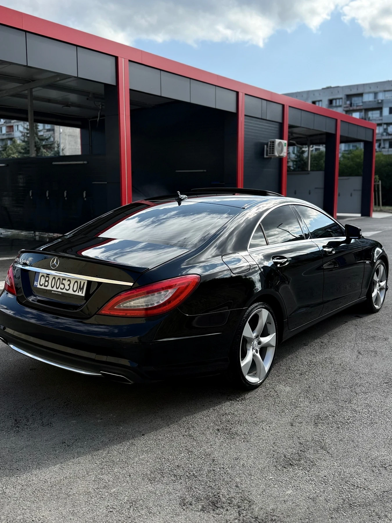Mercedes-Benz CLS 550 * AMG* ОБДУХВАНЕ* ПОДГРЕВ* HARMAN/KARDAN* KEYLESS, снимка 5 - Автомобили и джипове - 55381077
