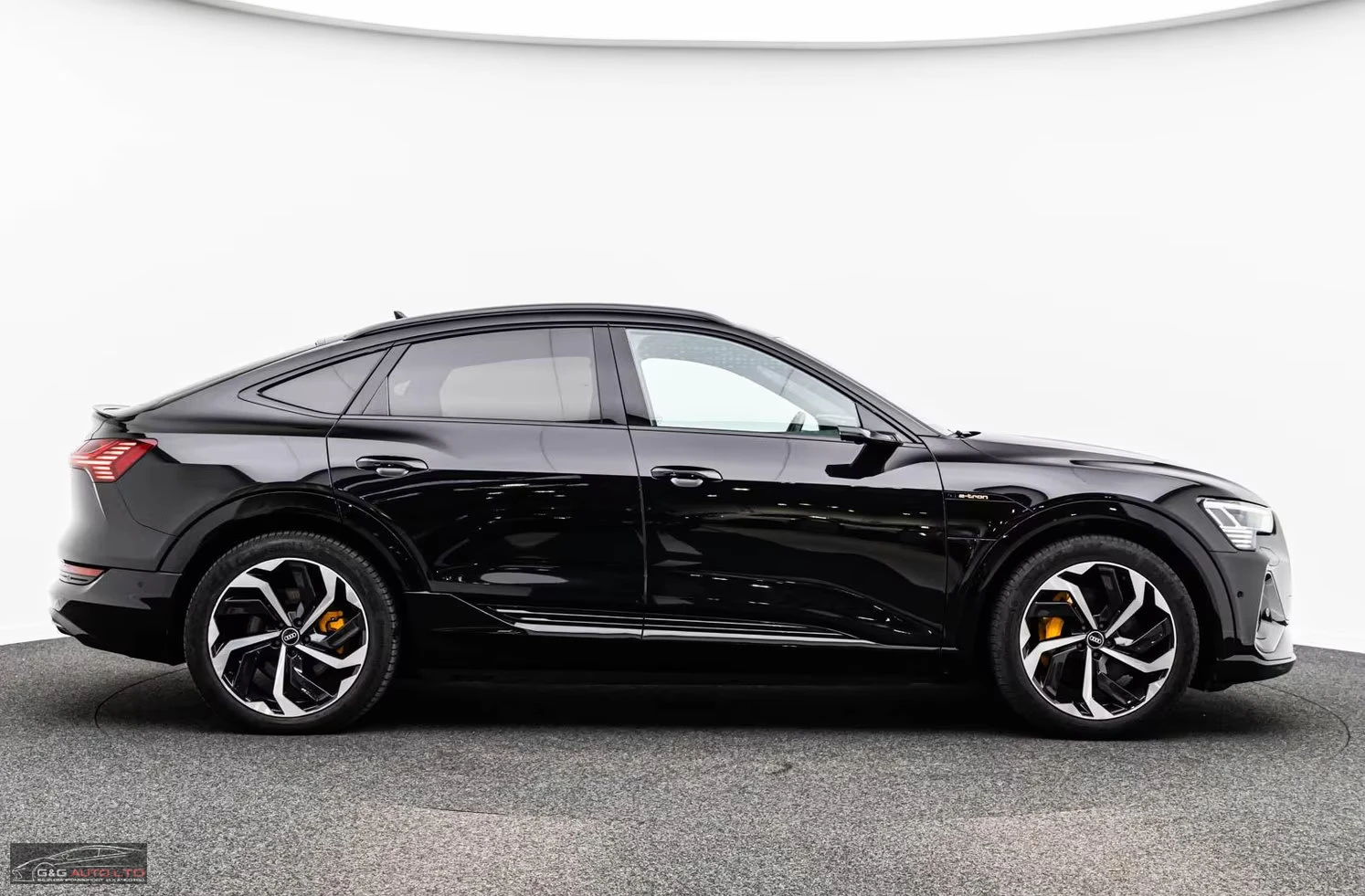 Audi E-Tron 50/313HP/SPORTBACK/2xS-LINE/PANO/360/HUD/ACC/791z, снимка 6 - Автомобили и джипове - 55705246
