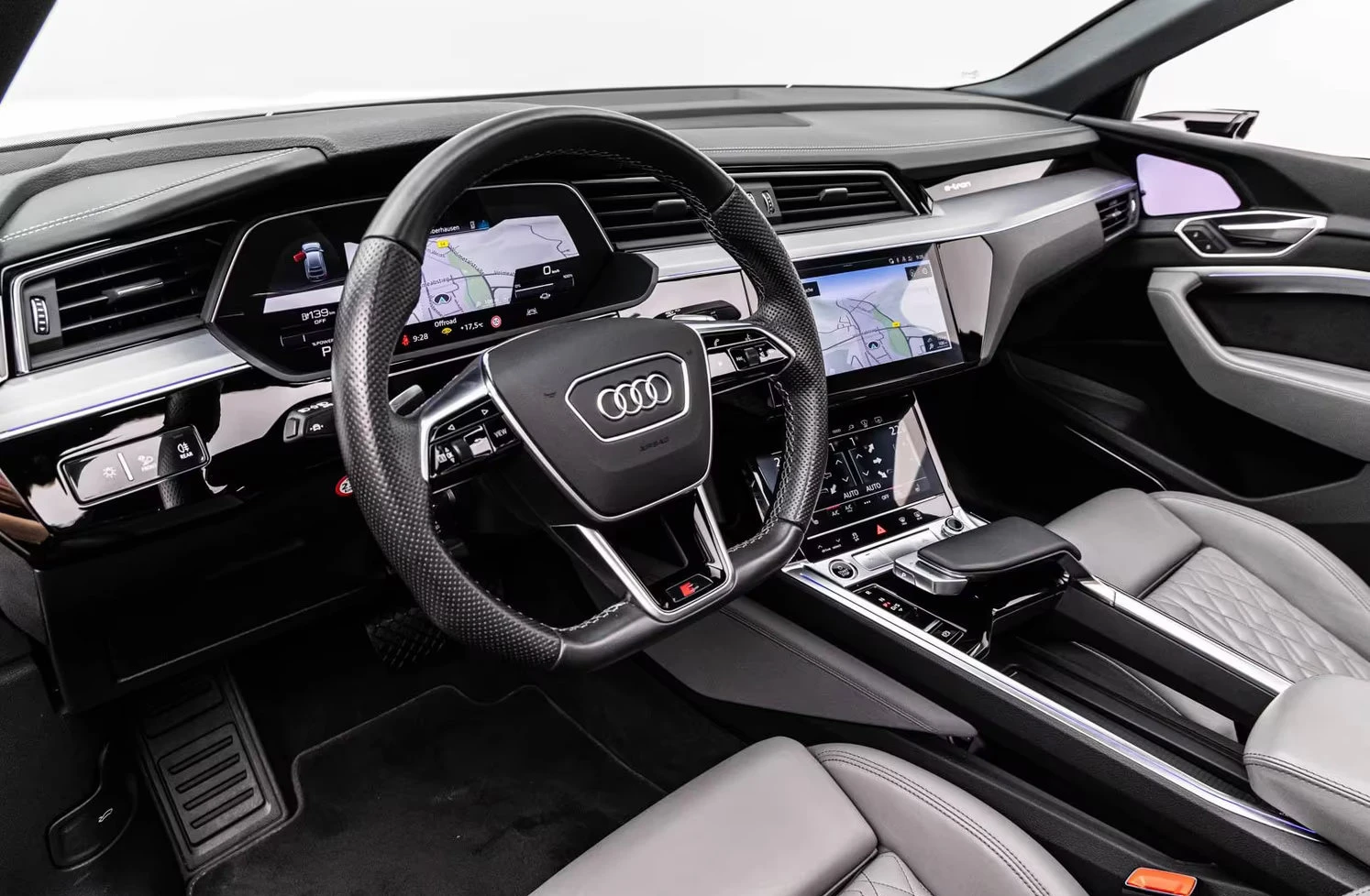 Audi E-Tron 50/313HP/SPORTBACK/2xS-LINE/PANO/360/HUD/ACC/791z, снимка 10 - Автомобили и джипове - 55705246